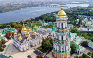 Спалах коронавірусу у Києво-Печерській Лаврі: міська влада прийняла рішення