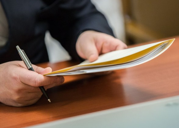 Дотація роботодавцям та компенсація витрат: як депутати пропонують підвищити соціальне забезпечення молоді