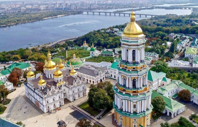 Спалах коронавірусу у Києво-Печерській Лаврі: міська влада прийняла рішення