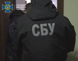 Торгував посадами в органах державної влади: у Києві затримали шахрая