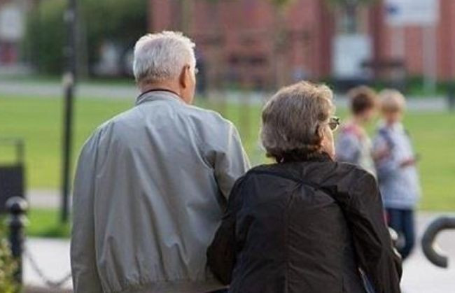 Робота пенсіонера на підприємстві некритичної інфраструктури під час карантину: є роз’яснення