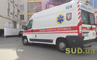 Карантин в Киеве 15 апреля: поликлиники работают в ограниченном режиме, автобусы ждут пассажиров