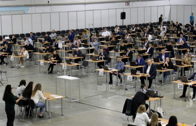 Атестація регіональних прокуратур: скільки прокурорів успішно склали тести