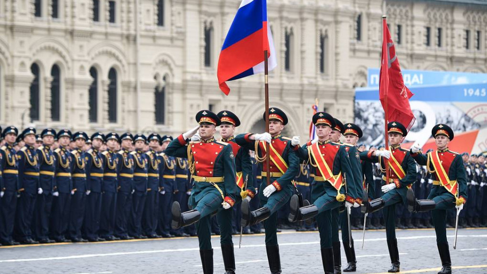 Путин отменил парад, посвященный 75-летию Победы