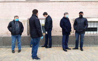 Обрання запобіжного заходу Тетяні Чорновол: біля суду зібралася група підтримки, фото