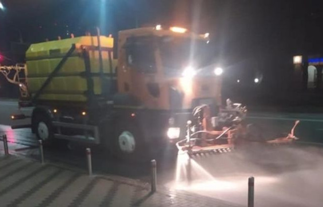 В Киеве из-за пожара в Чернобыльской зоне работали спецмашины: что известно