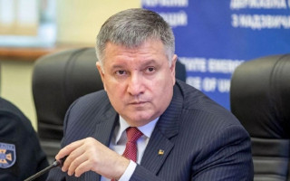 Смог над столицею не становить хімічної та радіологічної загрози – Арсен Аваков