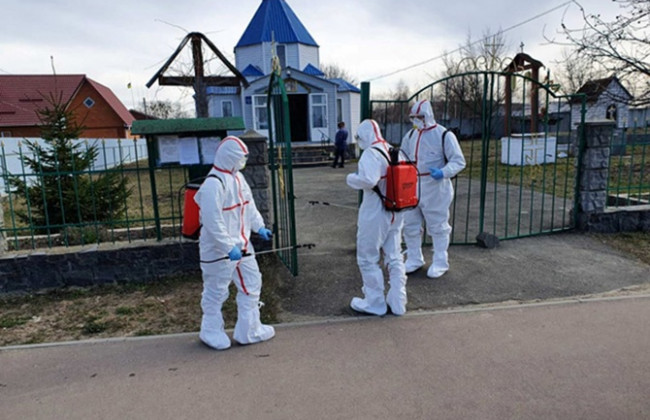 Порушення карантину на Великдень: реакція соцмереж