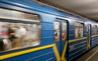 Стало відомо, коли метрополітен почне перевозити киян