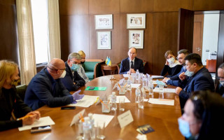 Глава Минздрава нарушил правила карантина: подробности