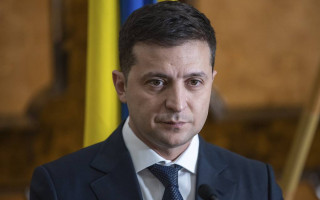 Президент пропонує запровадити страхування всіх лікарів, які працюють з коронавірусом
