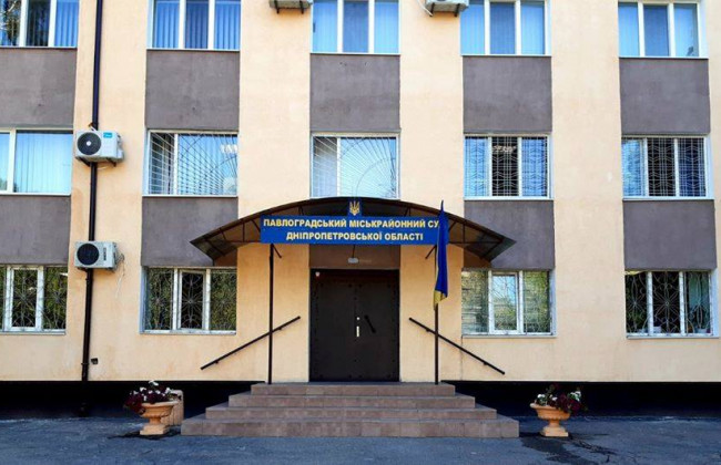 Секретаря судебного заседания заподозрили в попытке спасти брата от приговора суда