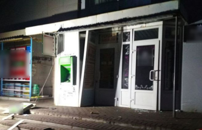 Очередной взрыв в Харькове: неизвестные опять подорвали банкомат