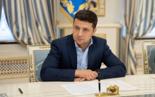 Запуск іпотеки під 10% та відкриття продовольчих ринків: Зеленський звернувся до українців