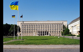 Закарпатська ОДА повідомляє про спалах COVID-19: карантинні заходи посилюють