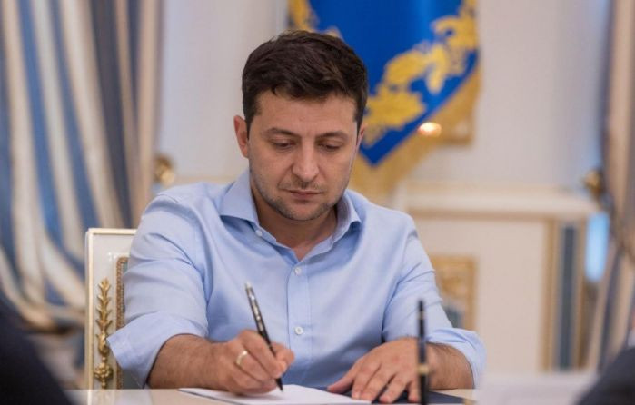 Зеленський підписав указ про забезпечення самопредставництва Президента в судах