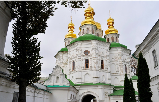 Священники продовжують порушувати карантин: суд розгляне справи