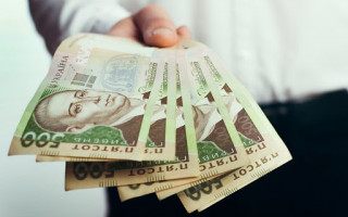 Карантин в Украине: может ли работодатель уменьшить зарплату работнику