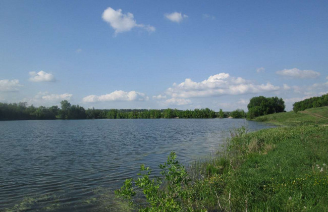 У Донецькій області батько потонув, рятуючи дитину: фото