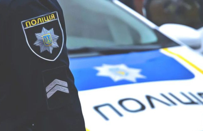 У Запорізькій області діти рознесли могили на кладовищі: фото