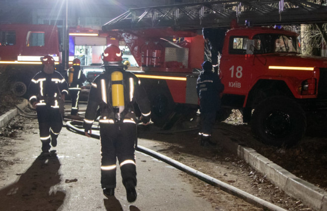 В Киеве вспыхнул пожар в квартире: подробности