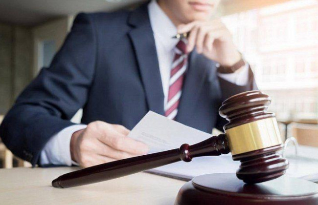 ВС роз’яснив, коли державного службовця можуть звільнити за порушення Присяги