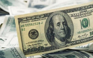 Снижение курса доллара: в НБУ назвали причины