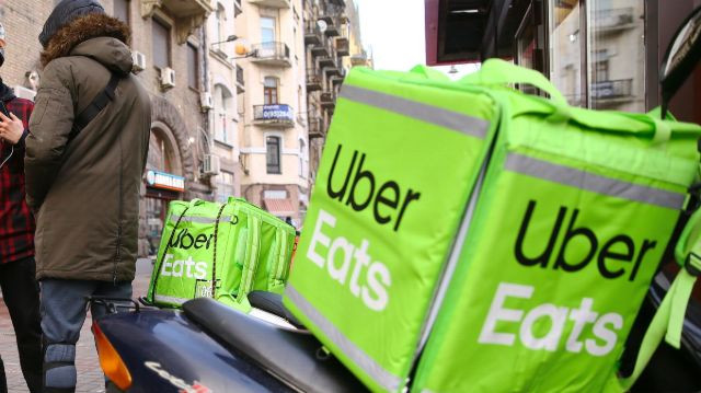 Uber Eats уходит из Украины: назвали причину
