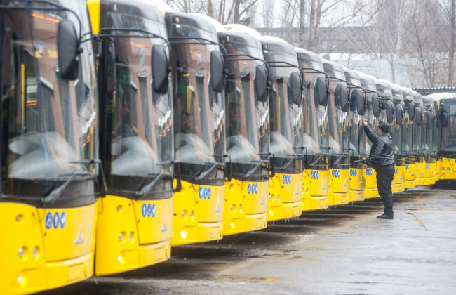 До 22 травня наземний громадський транспорт працюватиме у обмеженому режимі — Кличко