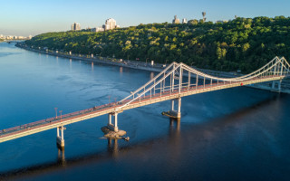 Киянам повідомили, яка температура у річці Дніпро