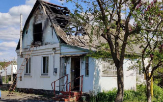 У Києві на згарищі будинку знайшли тіло чоловіка: подробиці
