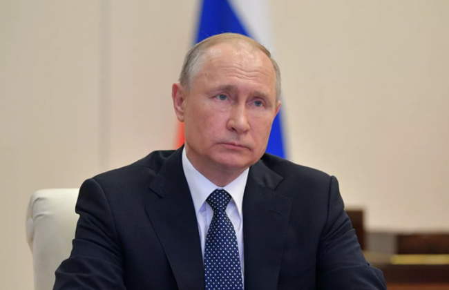 Путин отменил режим нерабочих дней в России, несмотря на вспышку COVID-19
