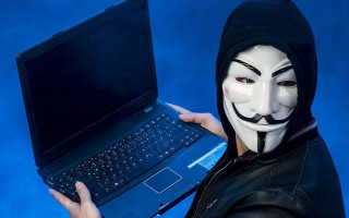 Видають себе за працівників НАЗК: українців попередили про шахраїв