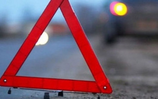 Смертельное ДТП под Киевом: фура снесла легковушку, видео