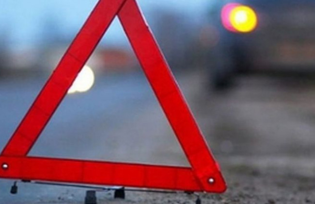 Смертельное ДТП под Киевом: фура снесла легковушку, видео