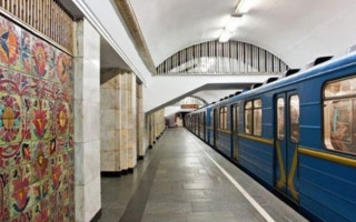 Киянам повідомили нові правила роботи метро після зняття карантину