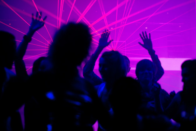 Видео вечерних гуляний в одесских клубах