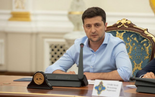 Люди виходять на роботу, і їм треба дати можливість добиратися – Зеленський