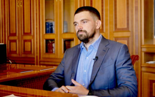 У Зеленського планують створити кандидатський резерв для держслужби