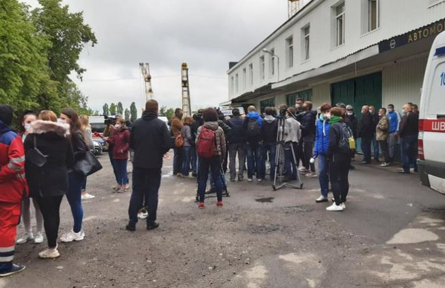 В Харькове врачи вышли на акцию протеста: что требуют