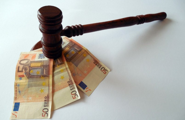 Арестовывать средства автоматически будут по всем категориям судебных решений: проект Минюста