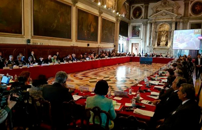 Украинский проект закона о референдуме будет рассмотрен Венецианской комиссией