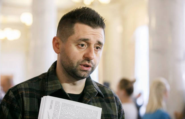 Арахамія оцінив можливість проведення місцевих виборів під час пандемії коронавірусу