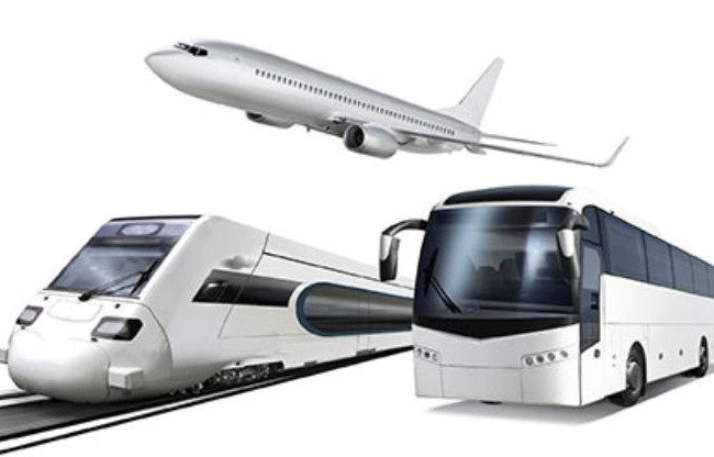 Потяги, автобуси і літаки: коли відновить роботу транспорт