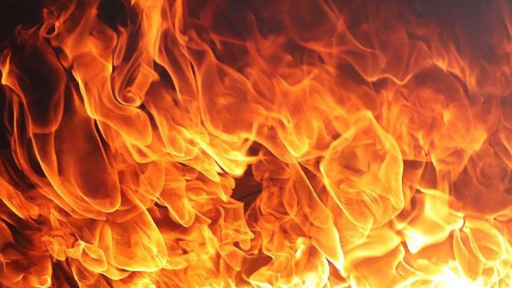 У Харкові спалахнула квартира в багатоповерхівці: є постраждалий