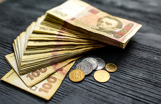 Народні депутати планують підняти мінімальну зарплату у 2020 році