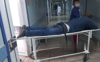 Едва не задавил копа: в Харькове наркоторговца подстрелили в ягодицу, фото