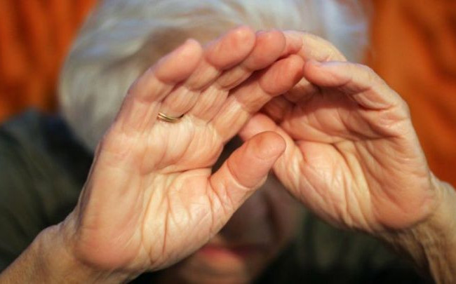 В столице садист систематически избивал своих родителей: подробности