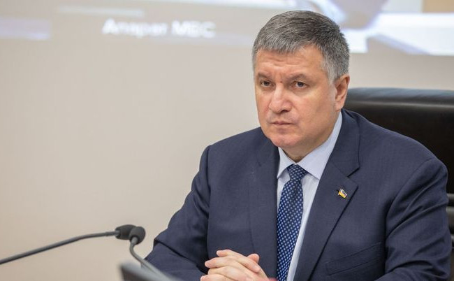 Відгомін корупції, будемо лікувати: Аваков прокоментував перестрілку в Броварах