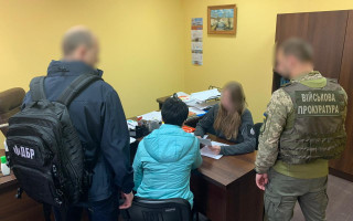Привласнили понад 19 мільйонів за невиконані будівельні роботи: військова прокуратура викрила злочинну групу